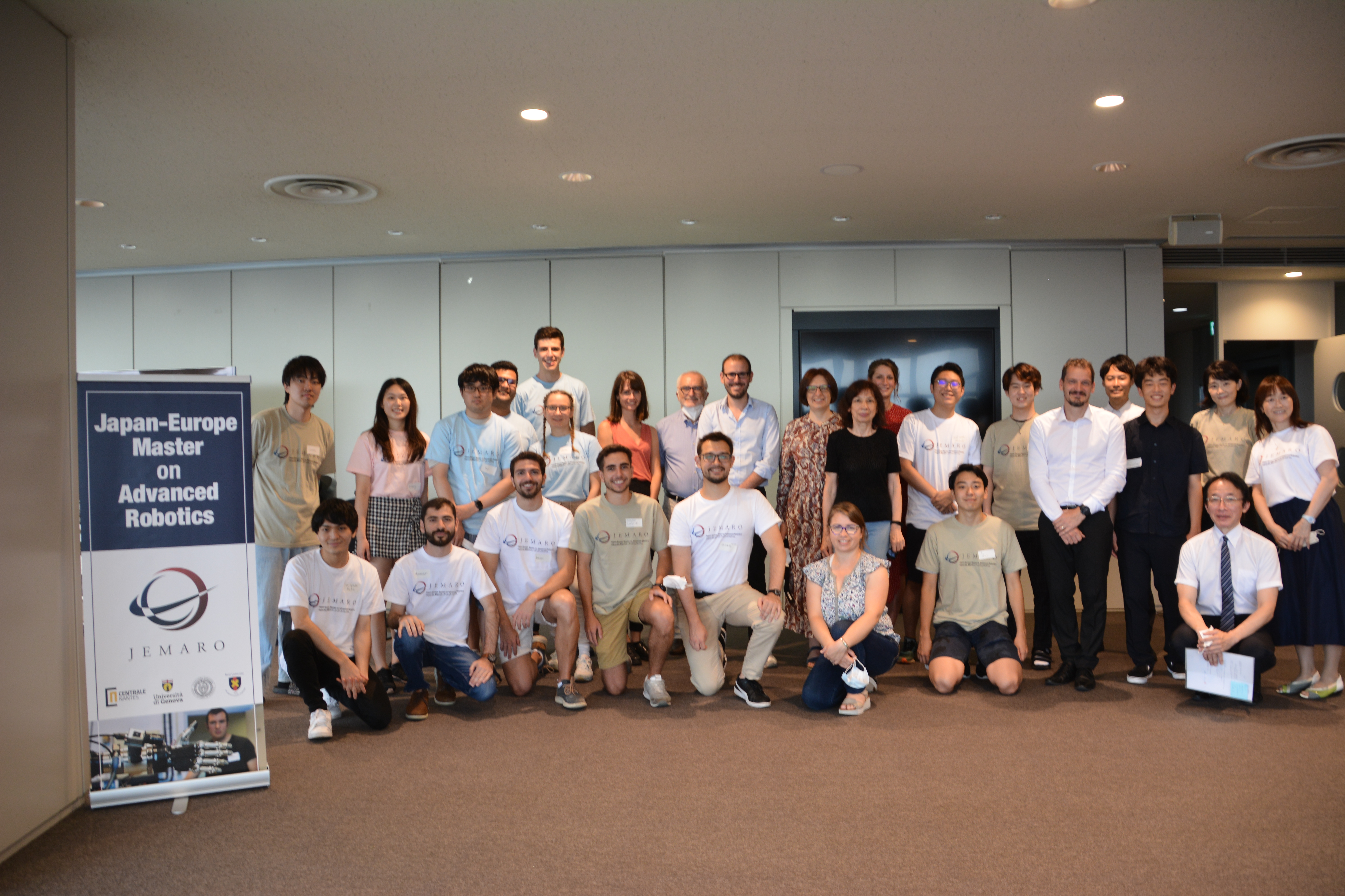 JEMARO students & staff at Keio University in July 2022